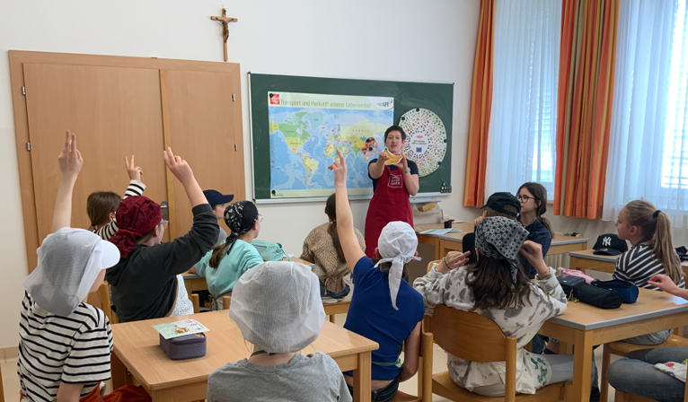 Workshop mit Seminarbäuerin Michaela Enöckl, Mädchen 3a