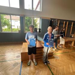 Siegerehrung im Turnsaal