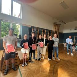 Siegerehrung im Turnsaal