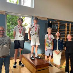 Siegerehrung im Turnsaal