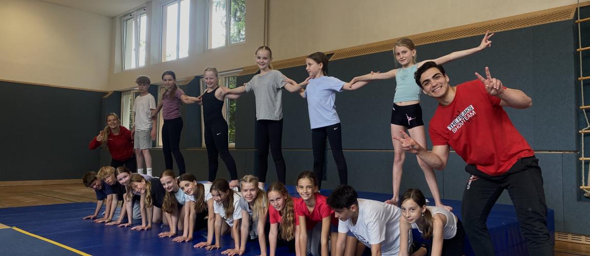 Akrobatikworkshop mit "TheFREAKS"